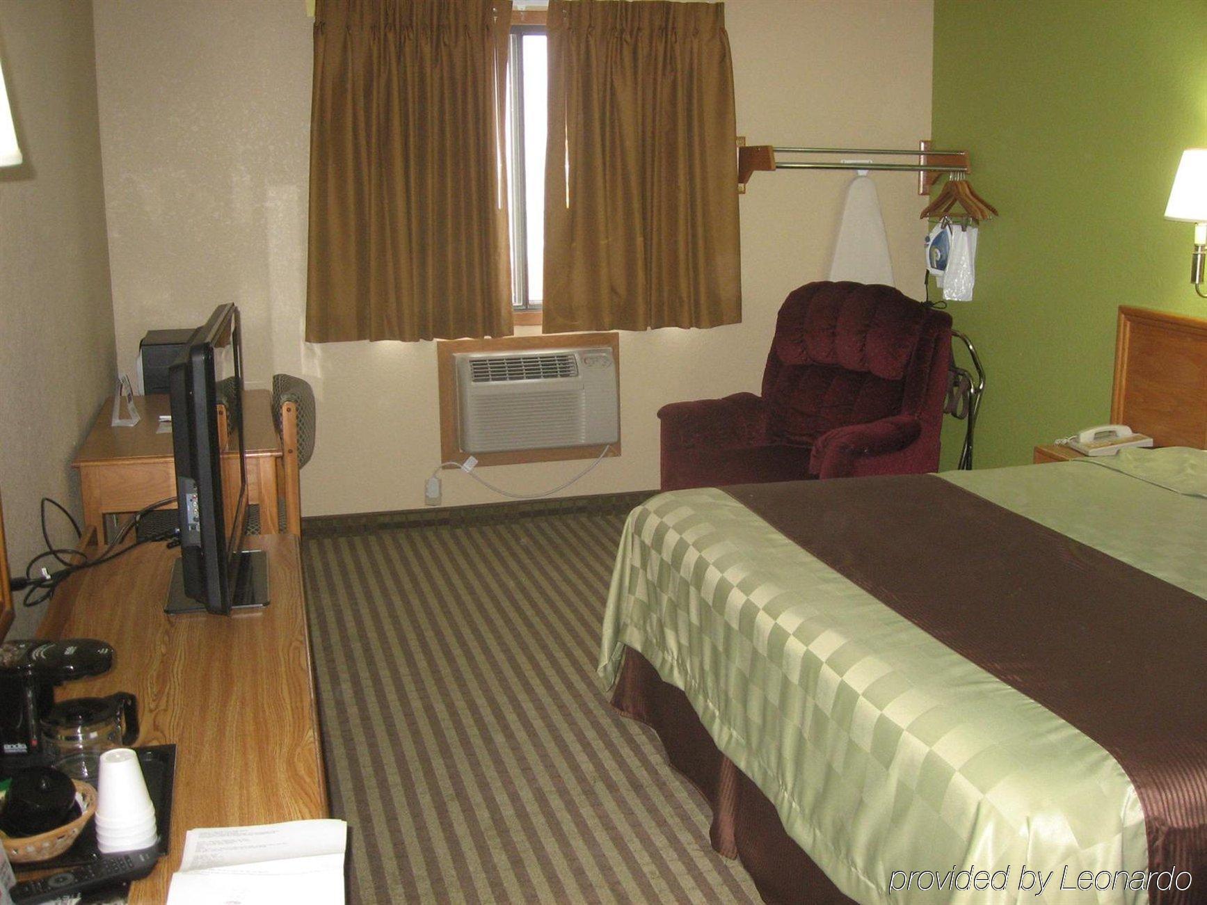 Hotel Ramada By Wyndham Cedar Rapids South Zimmer foto