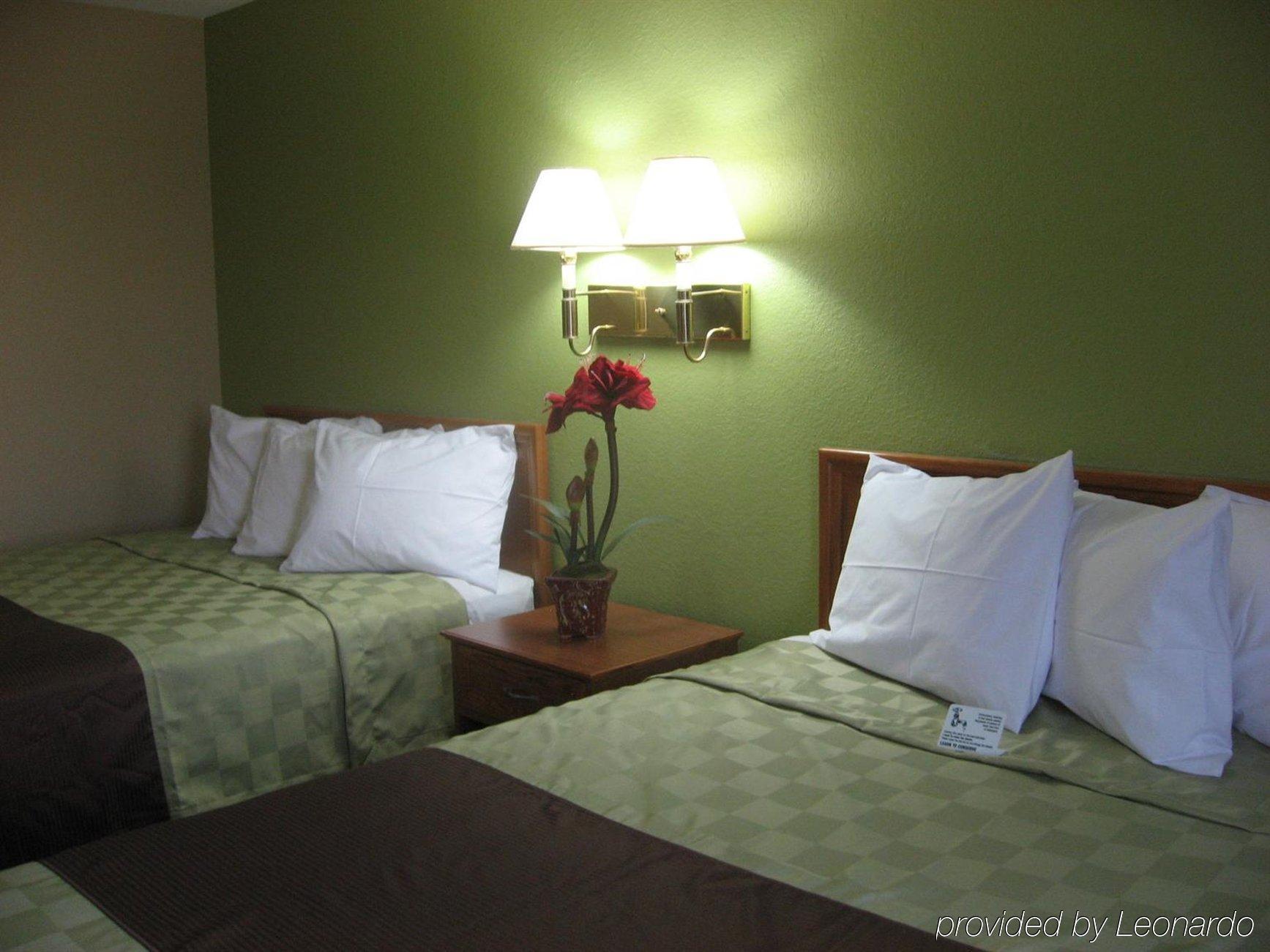 Hotel Ramada By Wyndham Cedar Rapids South Zimmer foto