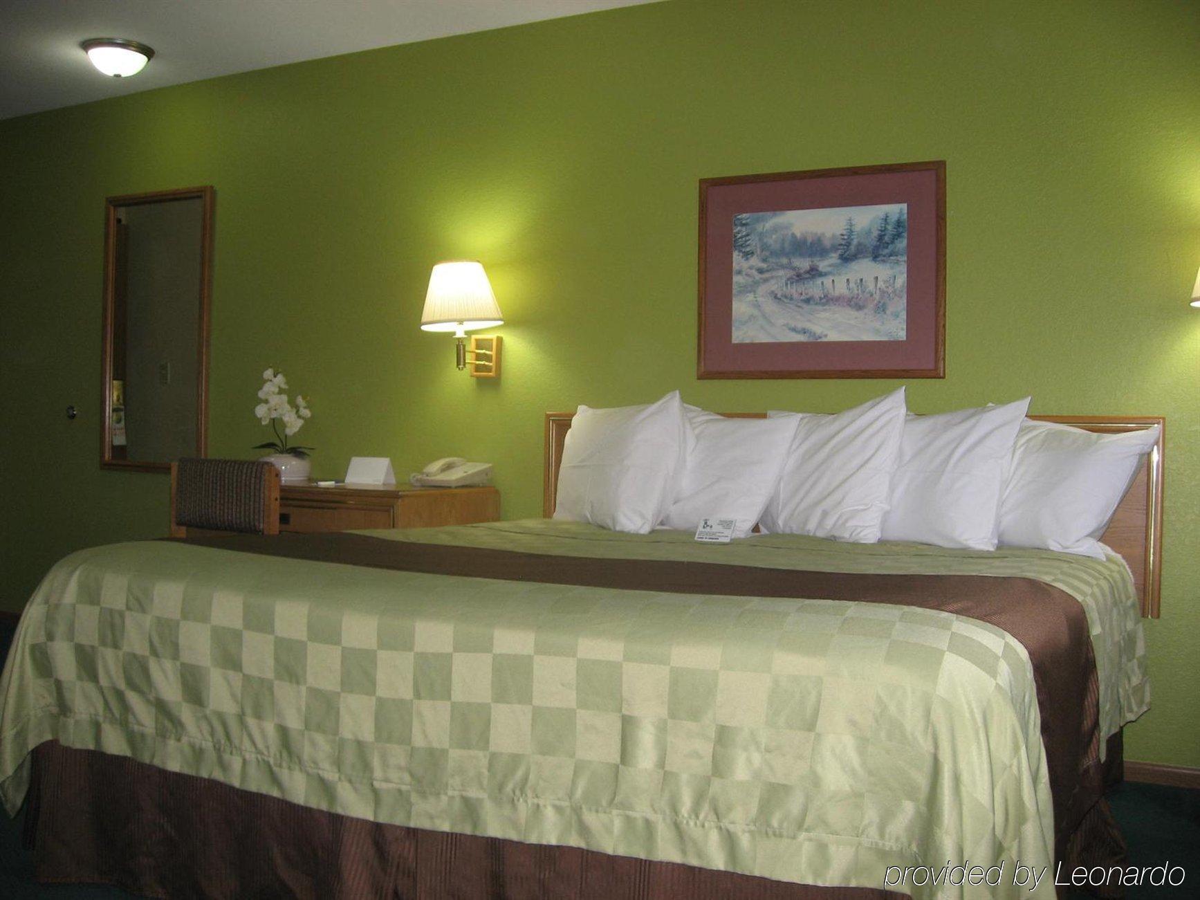 Hotel Ramada By Wyndham Cedar Rapids South Zimmer foto